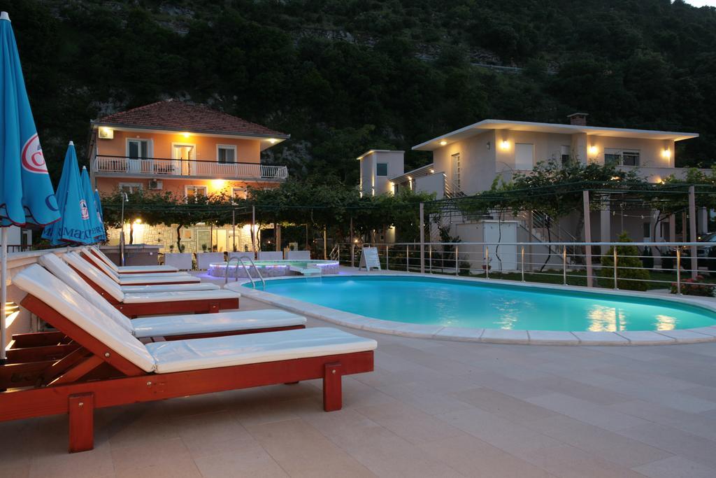 Apartments Obala - Katic Herceg Novi Exteriér fotografie